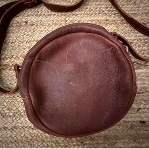 Portland Leather Round Brown bag with zipper
